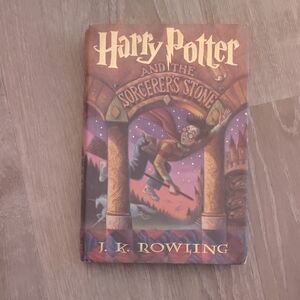 Harry Potter and the Sorcerer's Stone Hardcover - J.K. Rowling - Red/Brown Cover